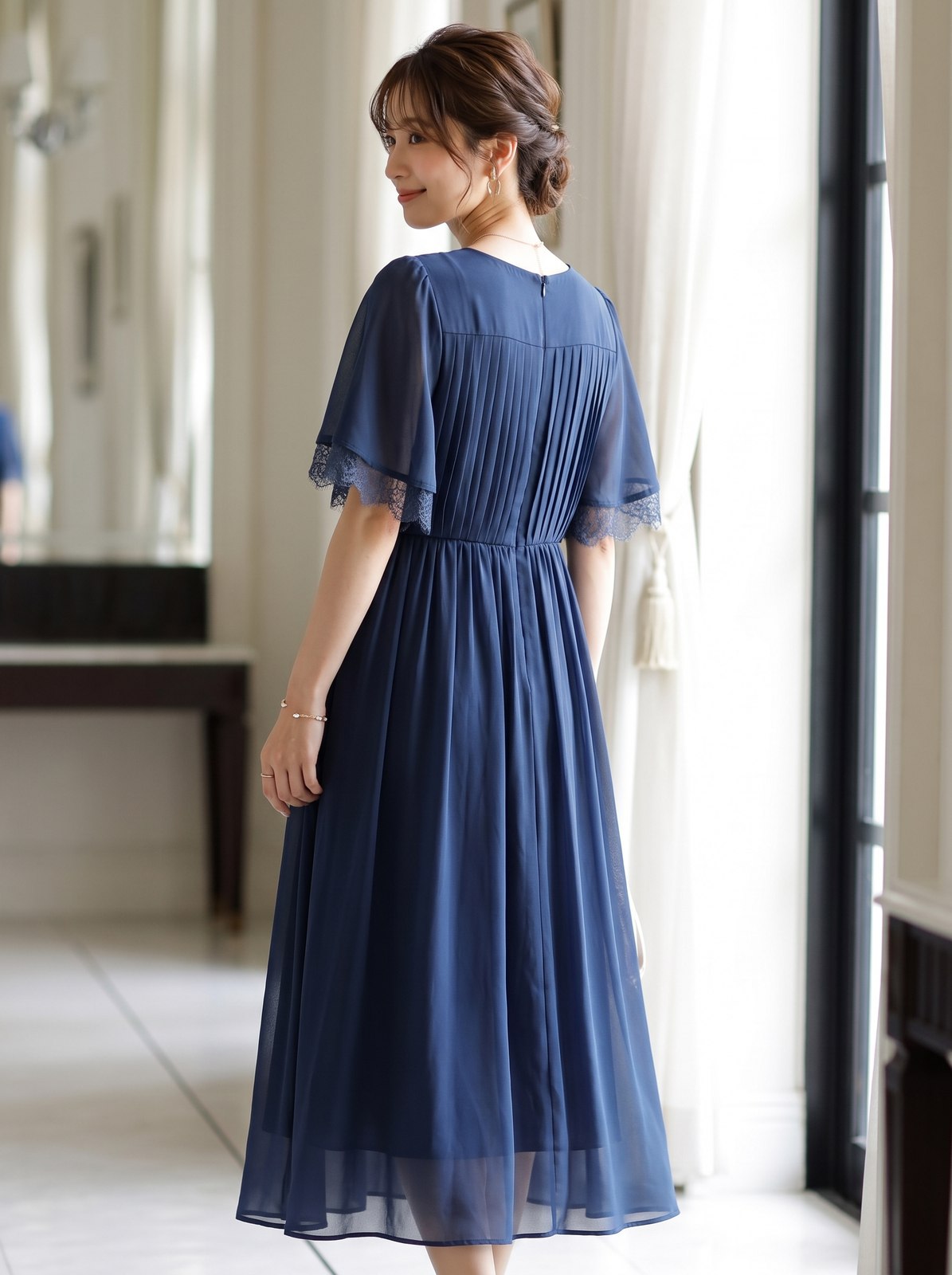 スリット入りレーススリーブロングワンピース（ネイビー・ブルー系・Mサイズ）| 名古屋のレンタルドレス24DRESS