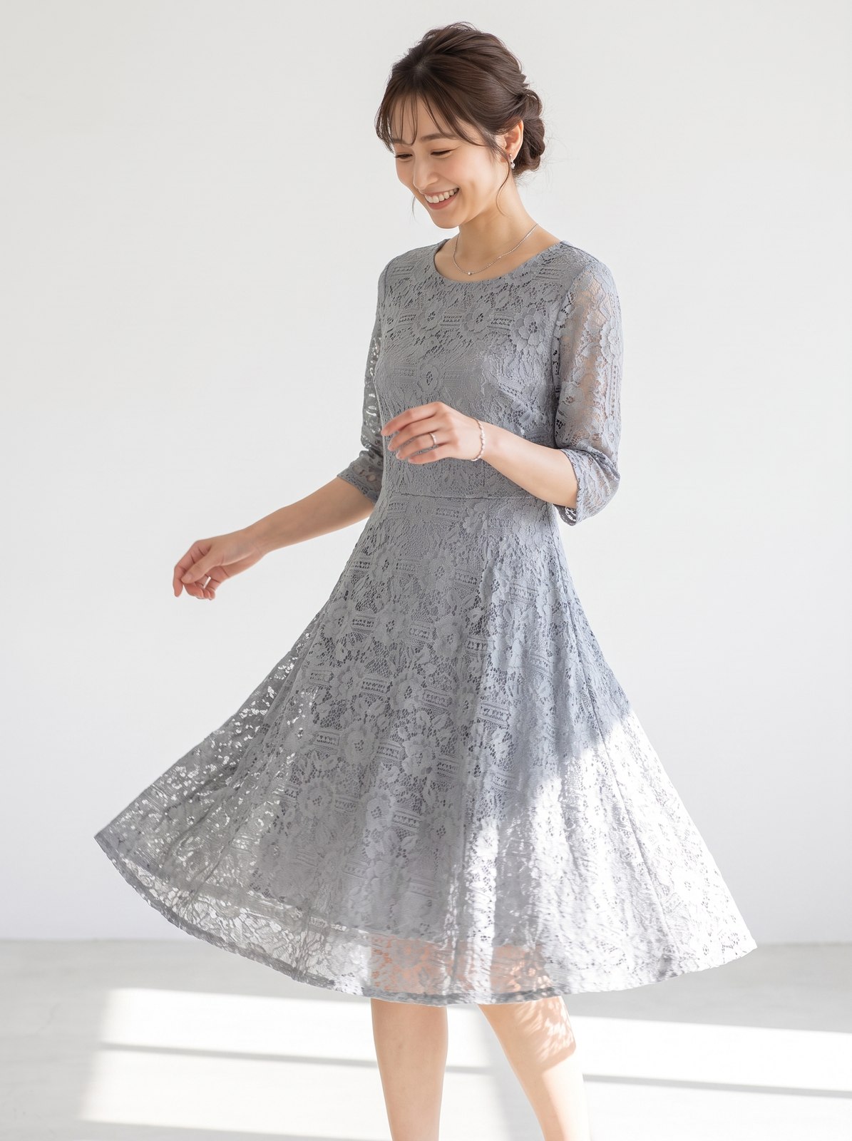総レース パーティドレス（ホワイト・グレー系・XLサイズ）| 名古屋のレンタルドレス24DRESS