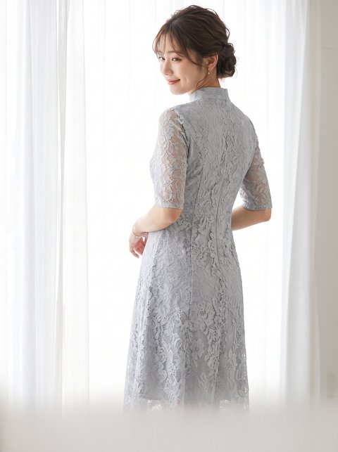 スタンドネックフレアドレス（ホワイト・グレー系・Sサイズ）| 名古屋のレンタルドレス24DRESS