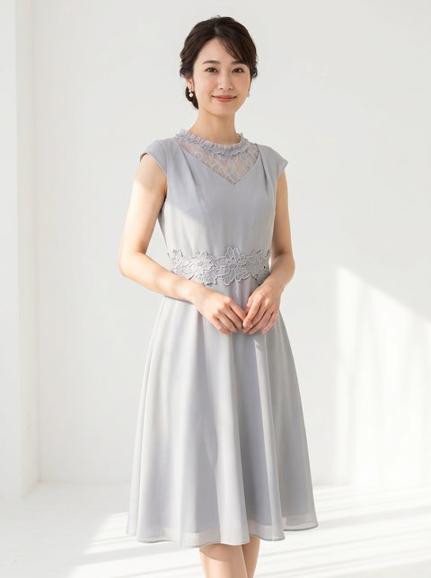 レース切り替え Aラインワンピース（ホワイト・グレー系・Mサイズ）| 名古屋のレンタルドレス24DRESS