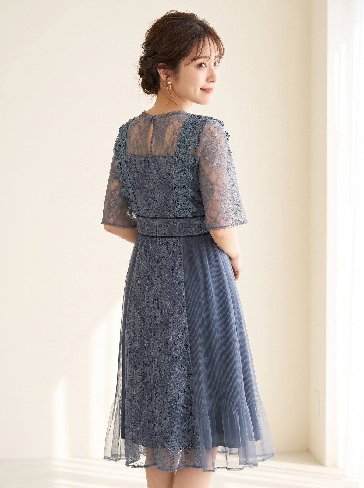 チュールプリーツレースワンピース(ネイビー・ブルー系・Lサイズ)| 名古屋のレンタルドレス24DRESS