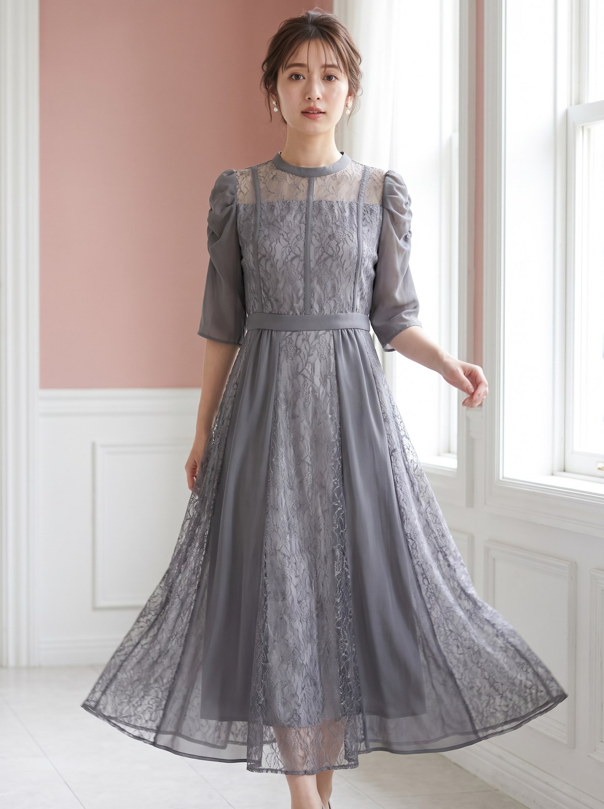 シフォン切り替えレースドレス（ホワイト・グレー系・Sサイズ）| 名古屋のレンタルドレス24DRESS