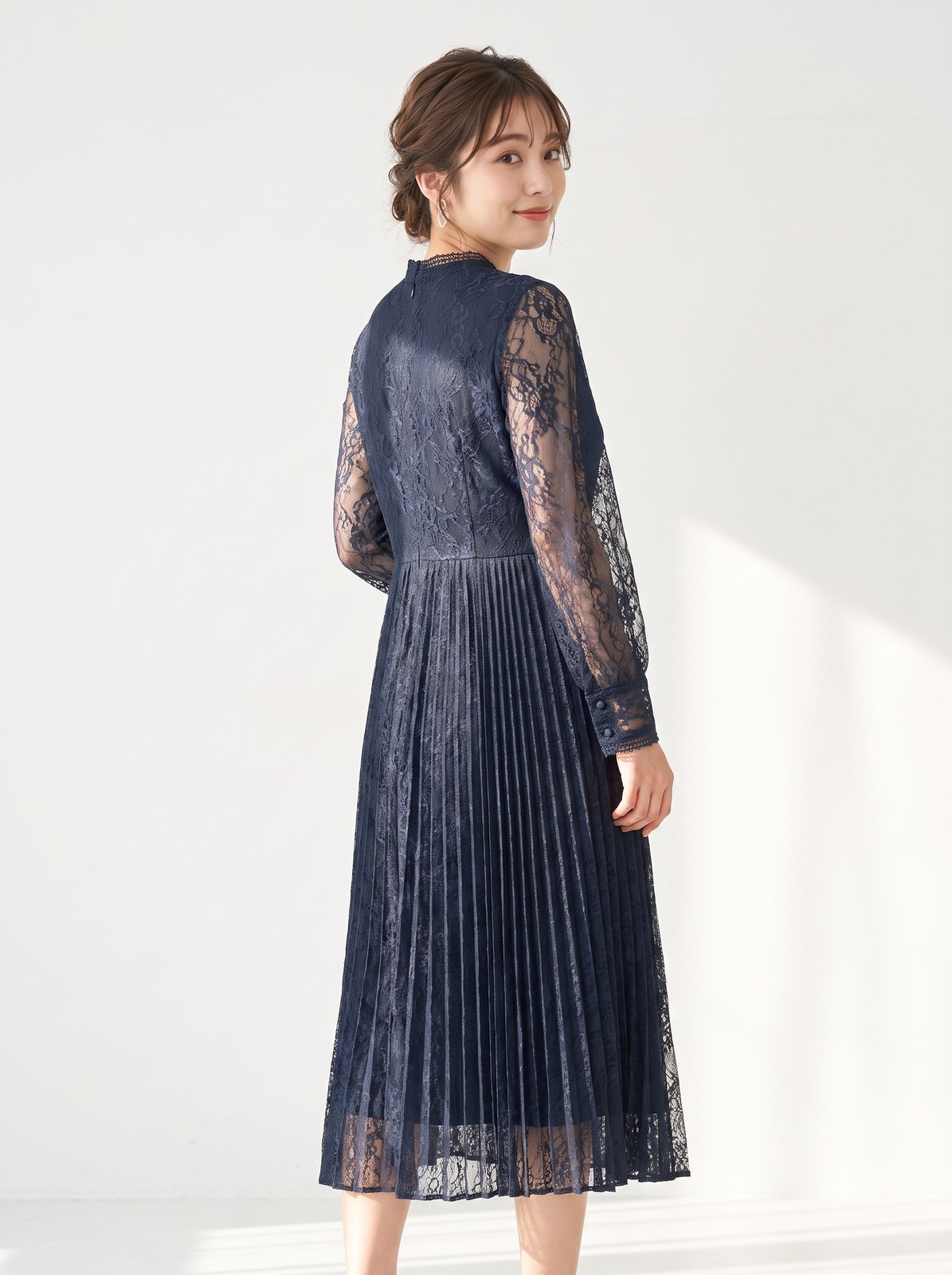 レースプリーツ 長袖クラシカルドレス（その他・XLサイズ）| 名古屋のレンタルドレス24DRESS