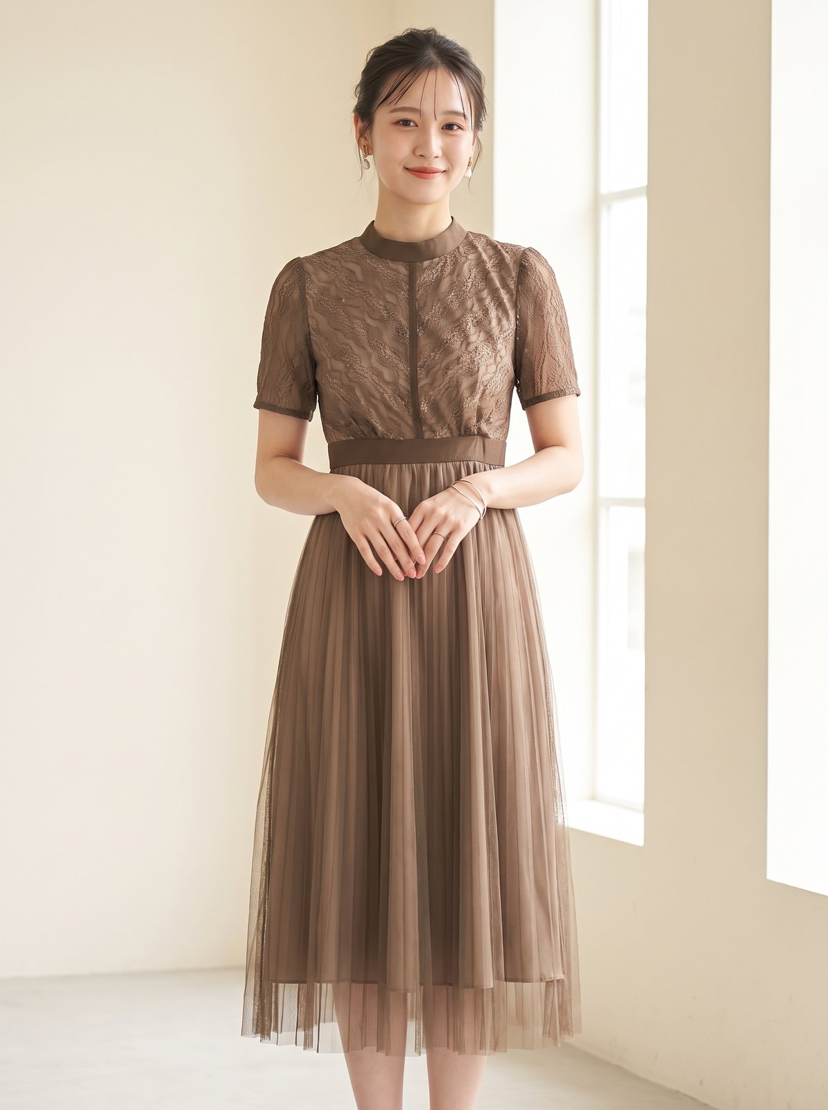 エアリーチュール レースドレス（ブラウン・ベージュ系・Mサイズ）| 名古屋のレンタルドレス24DRESS